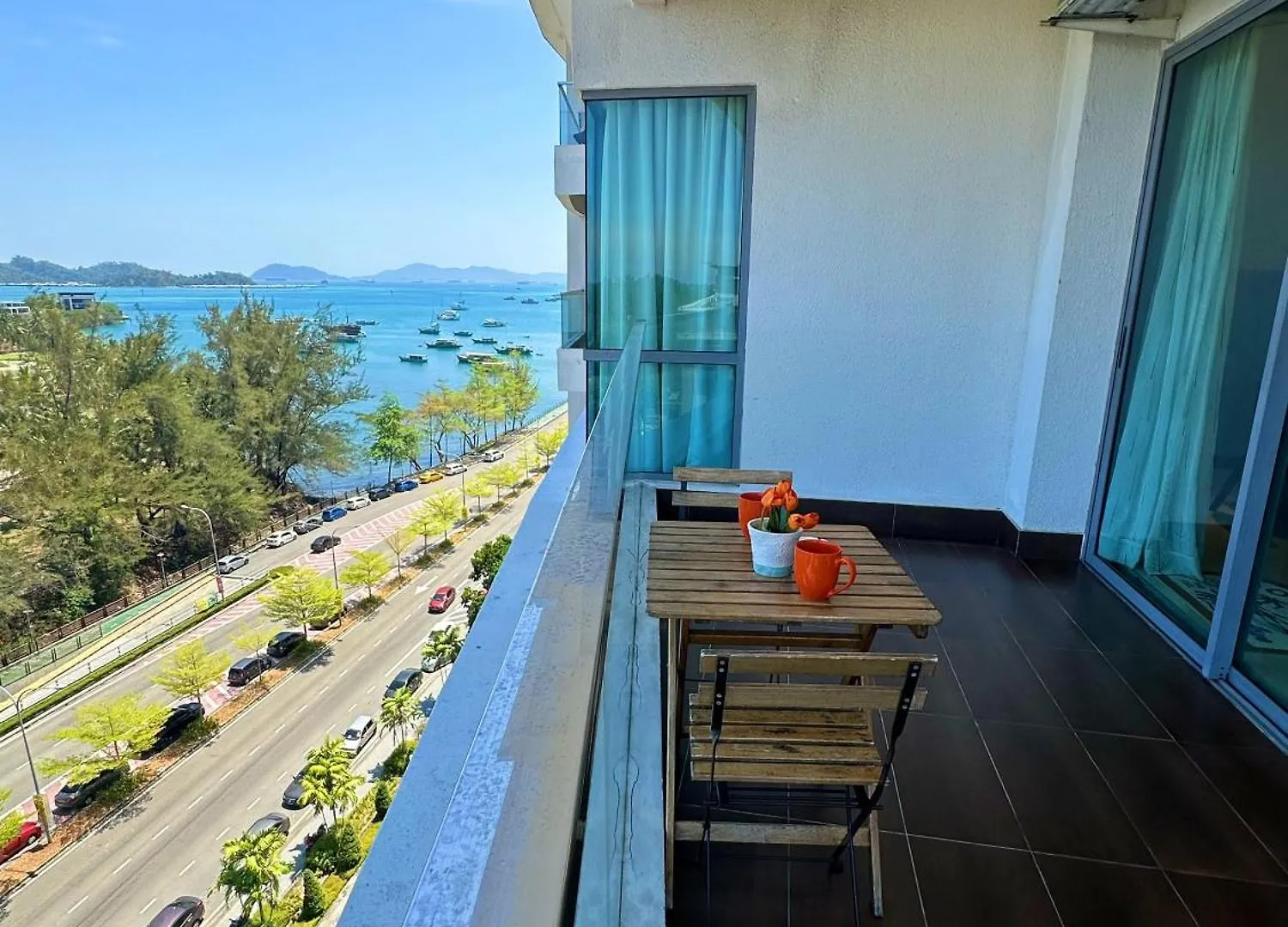 Mari Mari Homestay - Imago The Loft Kota Kinabalu